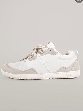 Tolos Soleils Barefoot Off-White Canvas & Suede Sneakers